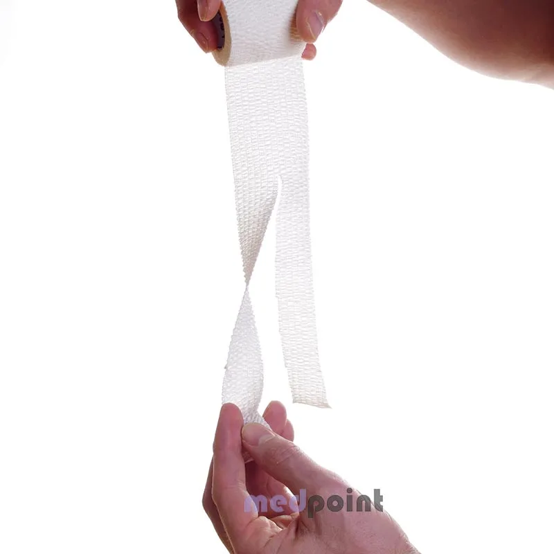 medpoint-Go-stretch-bandage-and-scissors--roll
