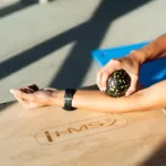 Must kollane massaažikomplekt HMS5