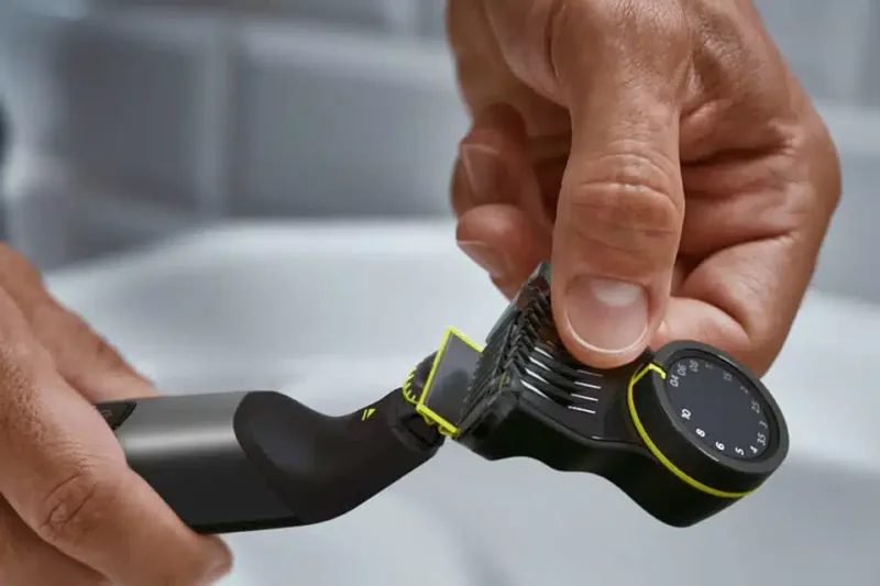 Philips OneBlade Pro 360 hübriidraseerija, nägu + keha (2)