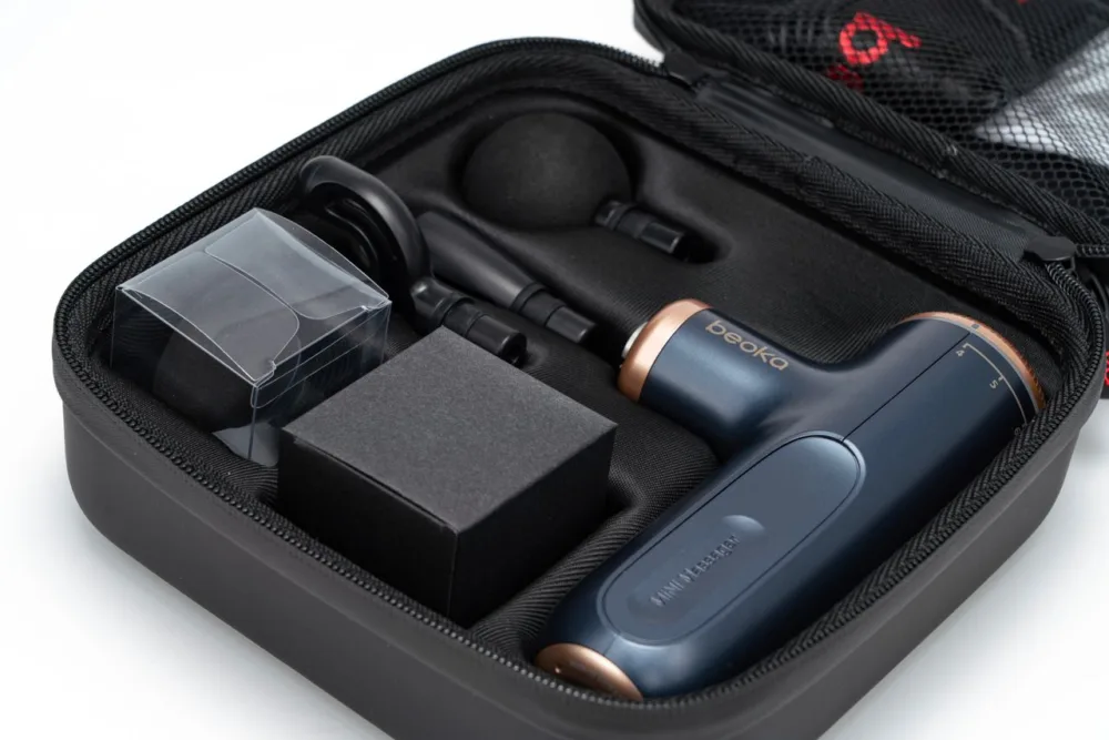 Mini massaazipüstol CUTE X MAX kohver Mini massaazipüstol CUTE X MAX kohver