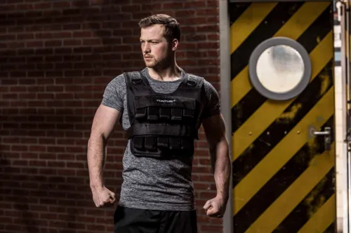 Tunturi Raskusvest Pro 30 kg (4) Tunturi Raskusvest Pro 30 kg (4)