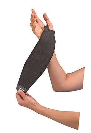 wrist-support-wrap-osfm-4505-74676450513-lr-2 Mueller® Wraparound Randme tugiside SPORT CARE - Image 3