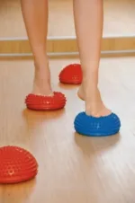 SISSEL® Spiky Dome, komplektis 2tk pilatese poolikud joogapallid