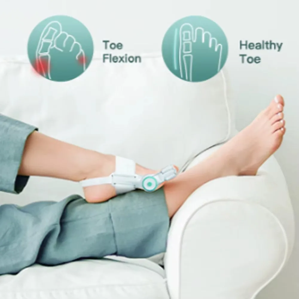 Hallux valgus ortoos diivanil Hallux valgus ortoos diivanil