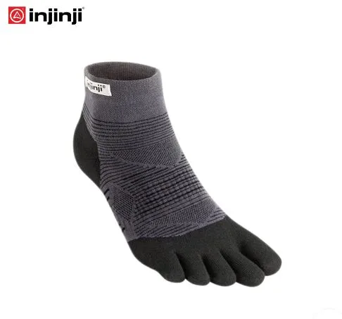 Injinji RUN 2.0 õhukesed keskmise kõrgusega varvassokid Mustad hallid Injinji RUN 2.0 õhukesed keskmise kõrgusega varvassokid Mustad hallid