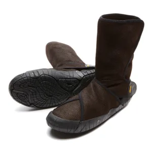 fumid brown hero speckles 1.jpg