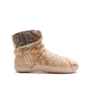 vibram furoshiki lapland fur boots.jpg