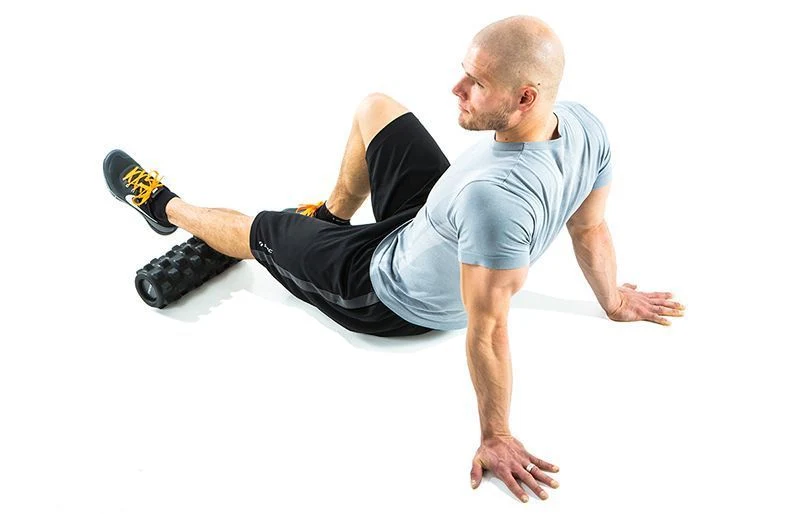 Sääre rullimine Fascia Rolleriga, keharaskus kätel